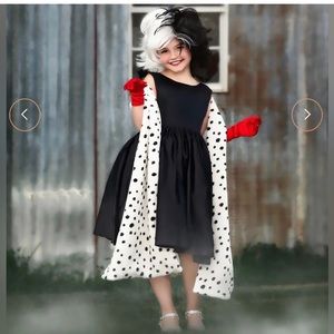 Trish scully Cruella Halloween costume girls size 10